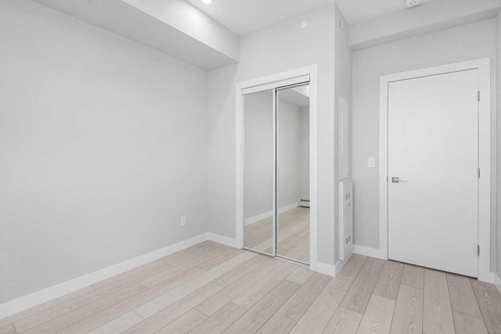 612-8230 Broadcast Avenue, Calgary, AB - Indoor Photo Showing Other Room