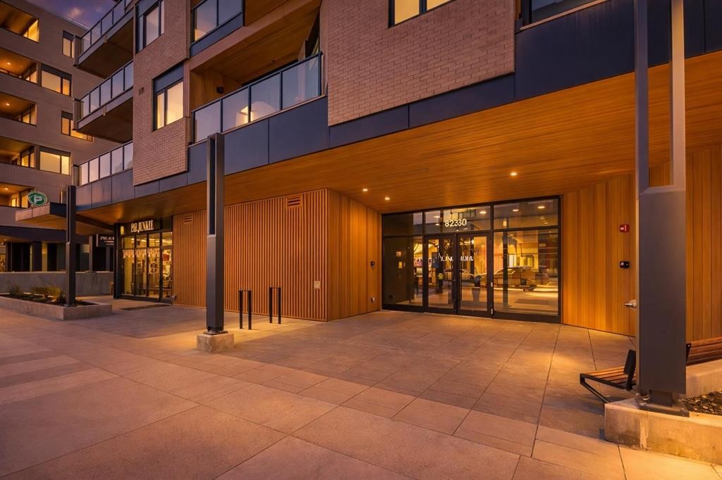 612-8230 Broadcast Avenue, Calgary, AB - Outdoor With Exterior