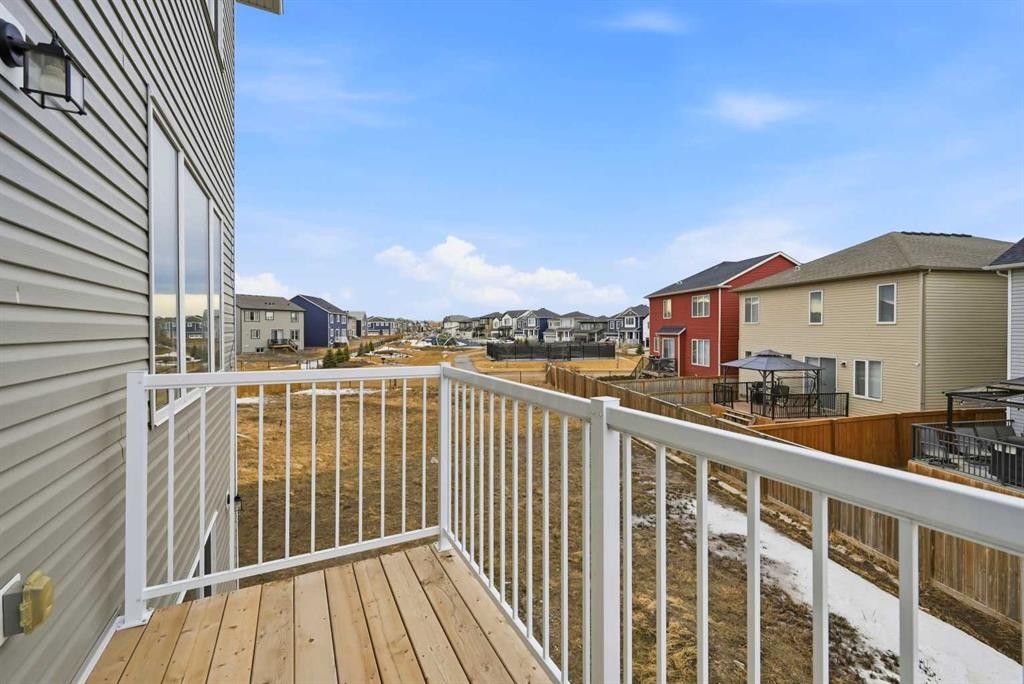 717 Windrow Manor Sw, Airdrie, AB - Outdoor With Exterior