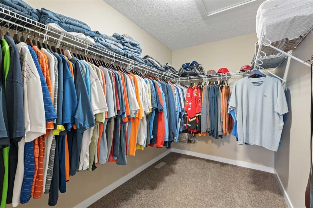 199 Cranarch Landing Se, Calgary, AB - Indoor With Storage