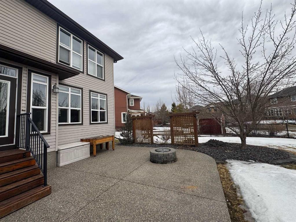 199 Cranarch Landing Se, Calgary, AB - Outdoor