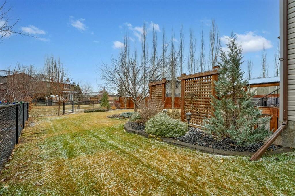 199 Cranarch Landing Se, Calgary, AB - Outdoor