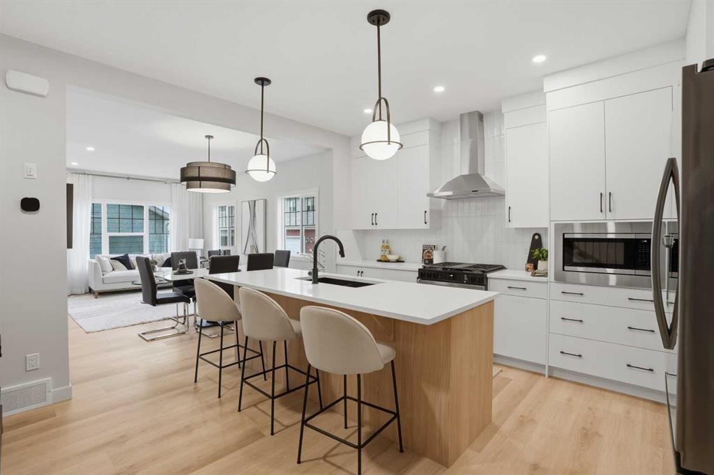 76 Buffaloberry Manor Se, Calgary, AB