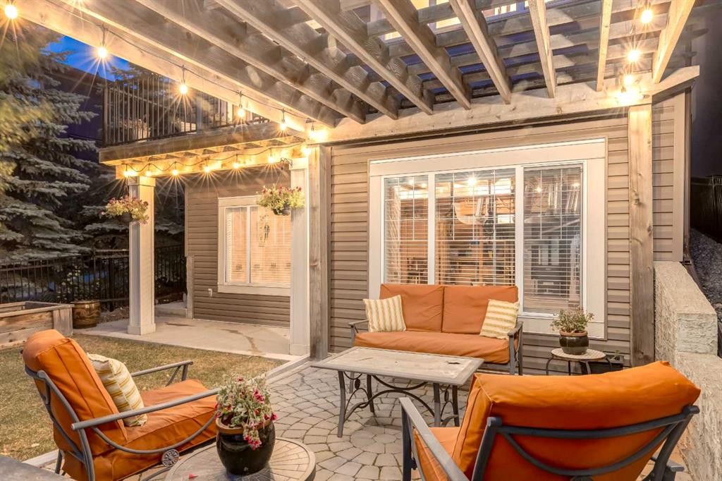 643 Evanston Drive Nw, Calgary, AB - Outdoor With Deck Patio Veranda
