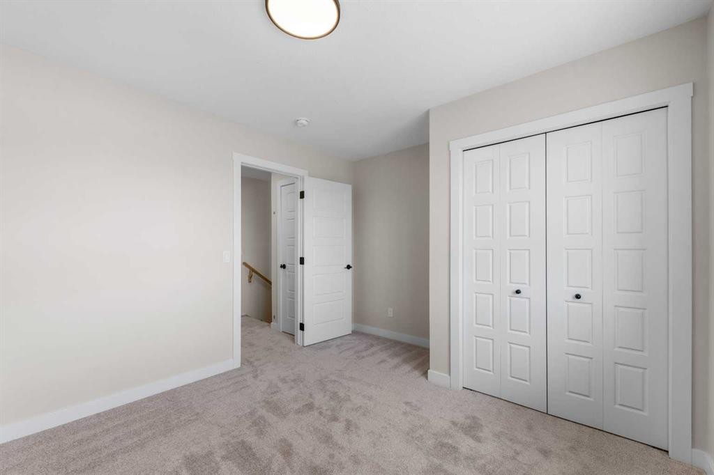 84 Buffaloberry Manor Se, Calgary, AB - Indoor
