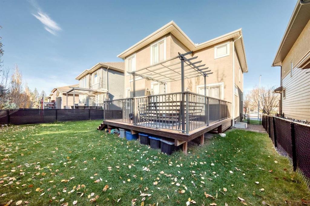 743 Shawnee Drive Sw, Calgary, AB - Outdoor With Deck Patio Veranda