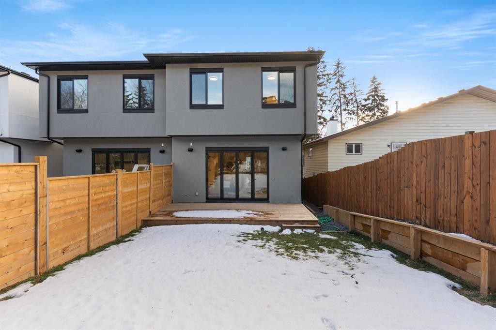 2528 7 Avenue Nw, Calgary, AB - Outdoor With Exterior