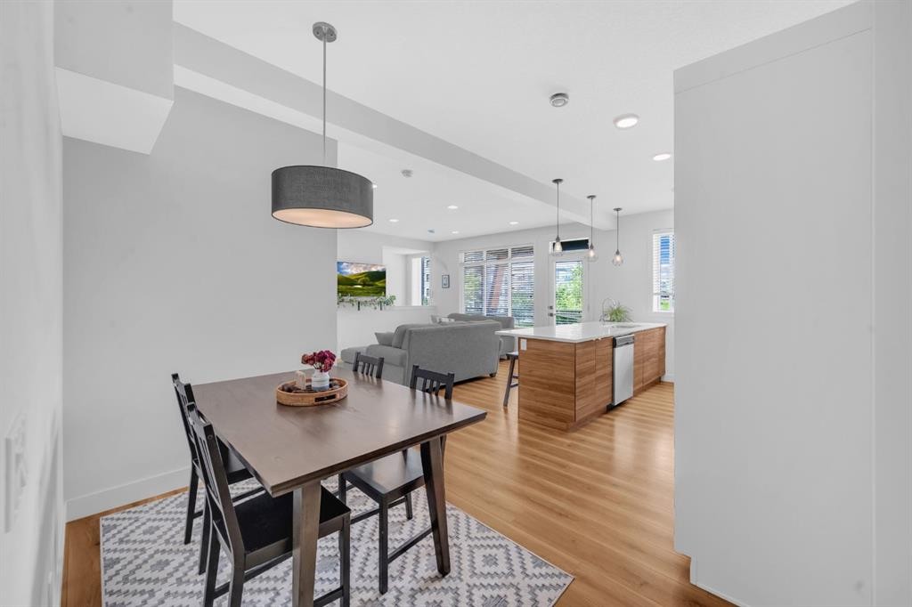 4397 Seton Drive Se, Calgary, AB - Indoor Photo Showing Dining Room