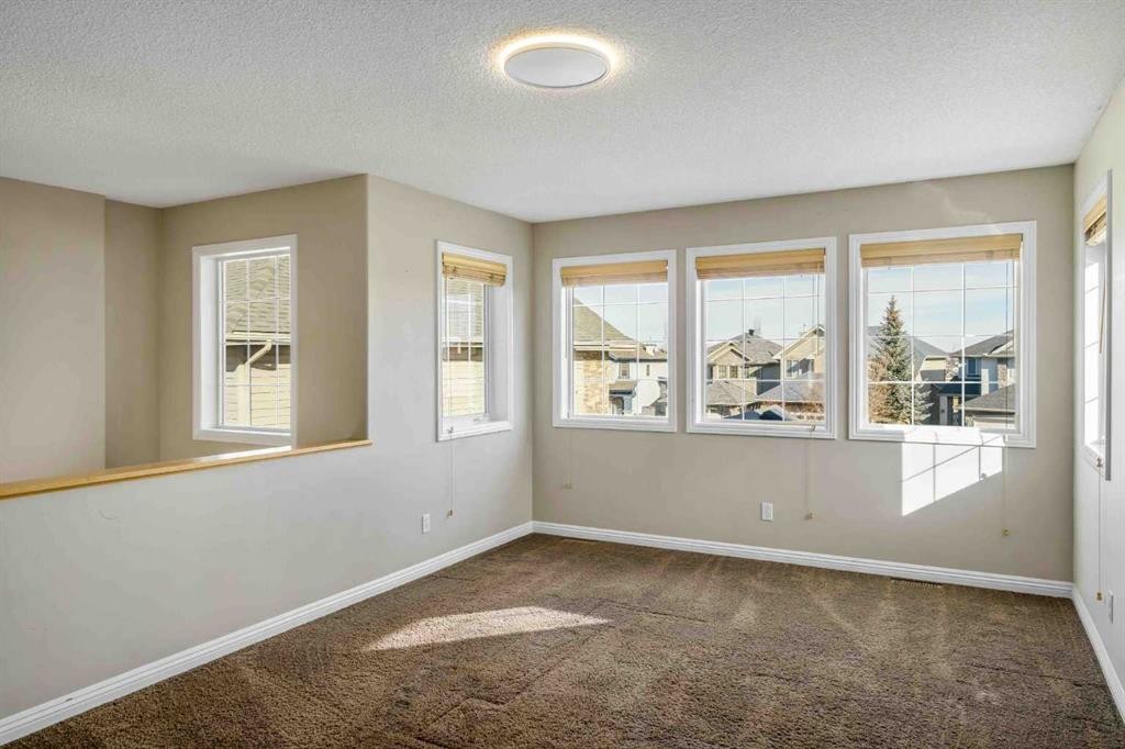 153 Kincora Bay Nw, Calgary, AB - Indoor Photo Showing Other Room