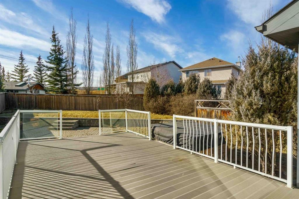 153 Kincora Bay Nw, Calgary, AB - Outdoor With Exterior