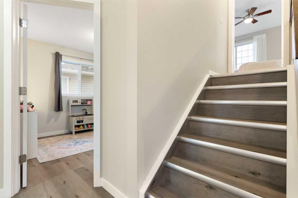 20 Willow Brook Crescent Nw, Airdrie, AB - Indoor Photo Showing Other Room