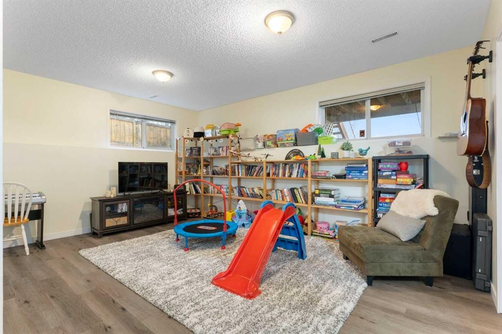 20 Willow Brook Crescent Nw, Airdrie, AB - Indoor