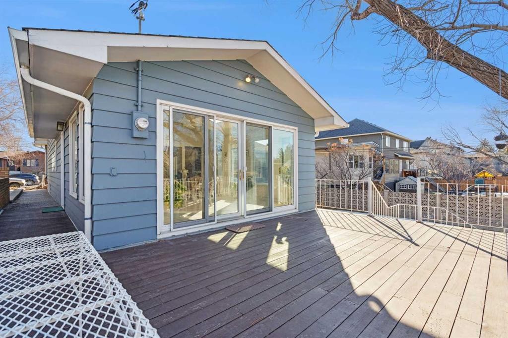 34 Rosery Drive Nw, Calgary, AB - Outdoor With Deck Patio Veranda With Exterior