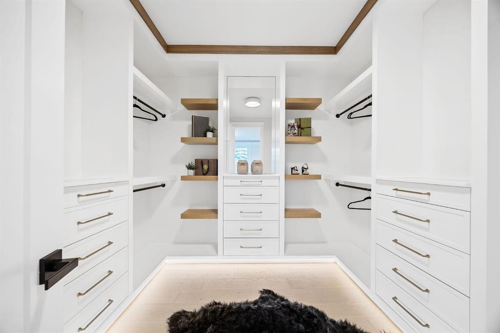 620 Varsity Estates Crescent Nw, Calgary, AB - Indoor Photo Showing Other Room