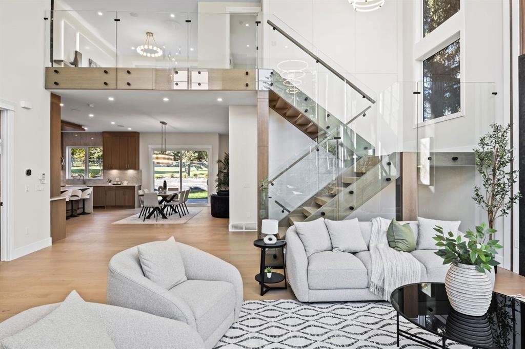 620 Varsity Estates Crescent Nw, Calgary, AB - Indoor Photo Showing Living Room