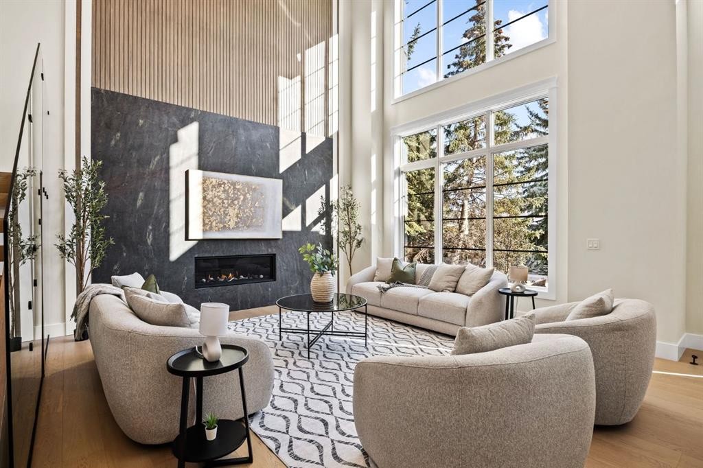 620 Varsity Estates Crescent Nw, Calgary, AB - Indoor Photo Showing Living Room With Fireplace