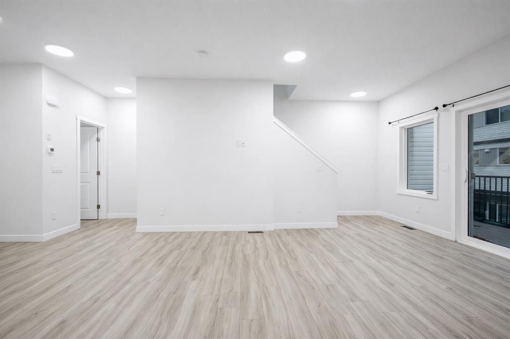 113 Corner Meadows Square Ne, Calgary, AB - Indoor Photo Showing Other Room