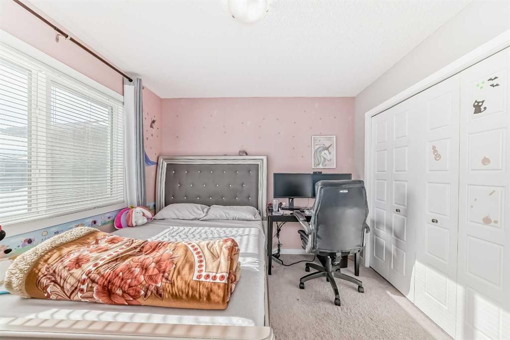 57 Cornerstone Manor Ne, Calgary, AB - Indoor Photo Showing Bedroom