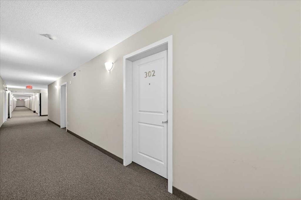 302-200 Cranfield Common Se, Calgary, AB - Indoor Photo Showing Other Room