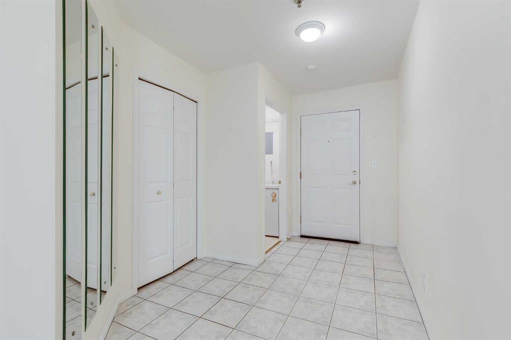 210-1415 17 Street Se, Calgary, AB