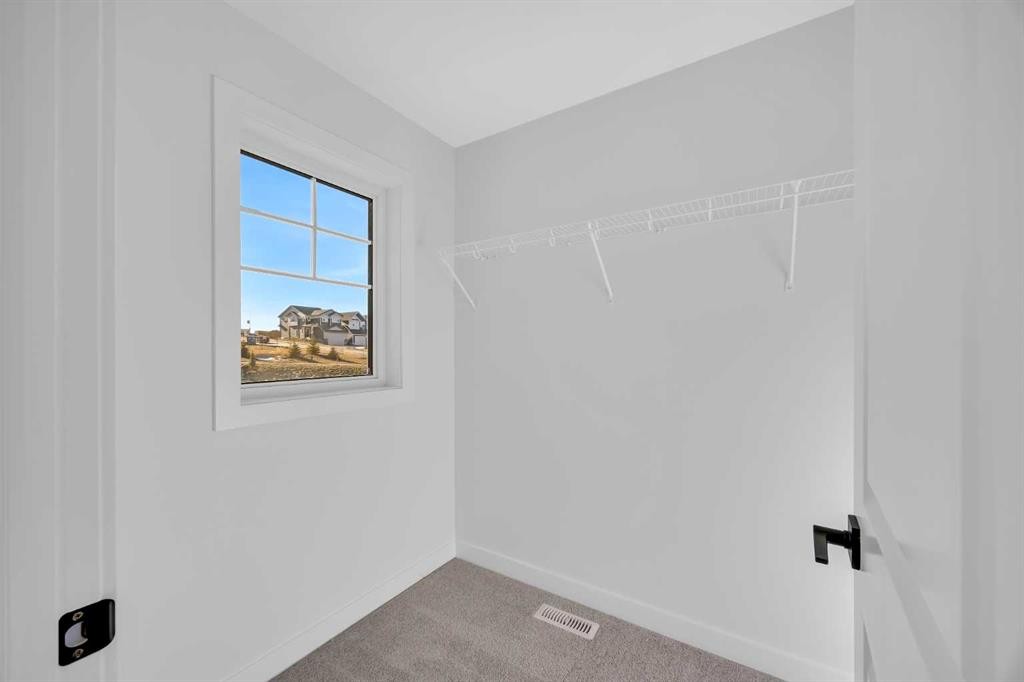 14 Versant Path Sw, Calgary, AB - Indoor