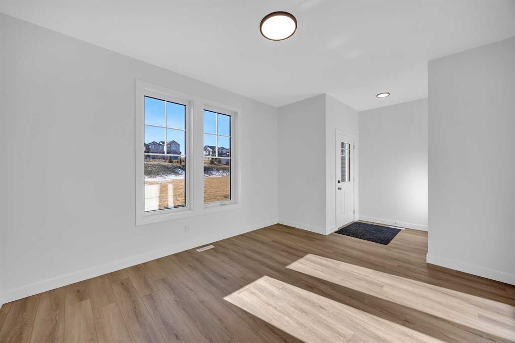 14 Versant Path Sw, Calgary, AB - Indoor Photo Showing Other Room