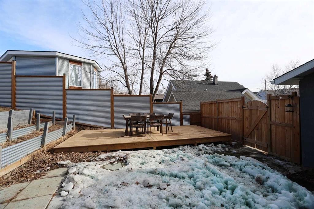 18 Maple Street, Okotoks, AB - Outdoor With Deck Patio Veranda
