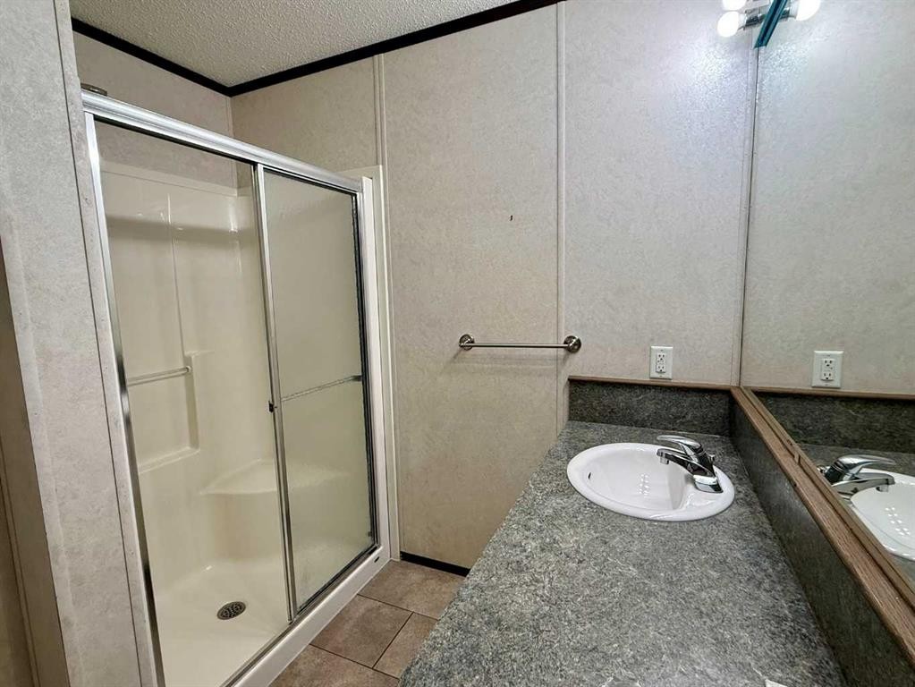 2-29407 Range Road 52, Rural Mountain View County, AB