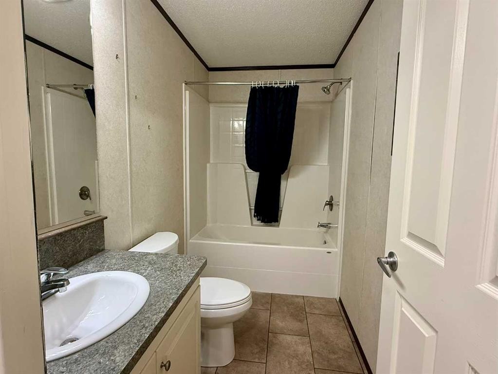 2-29407 Range Road 52, Rural Mountain View County, AB