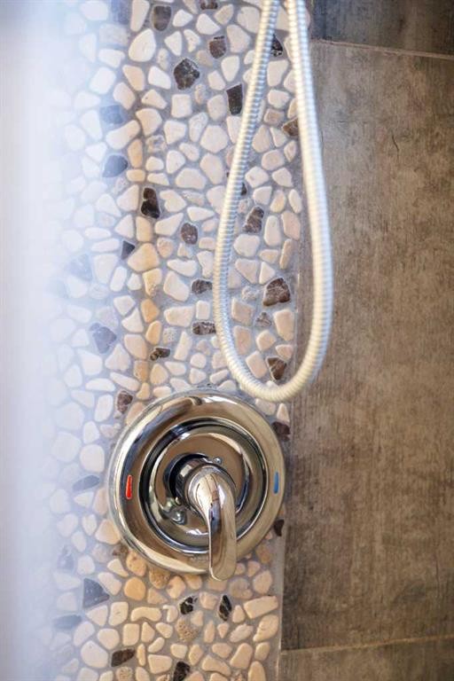 4936 40 Avenue Nw, Calgary, AB - Photo Showing Other Room