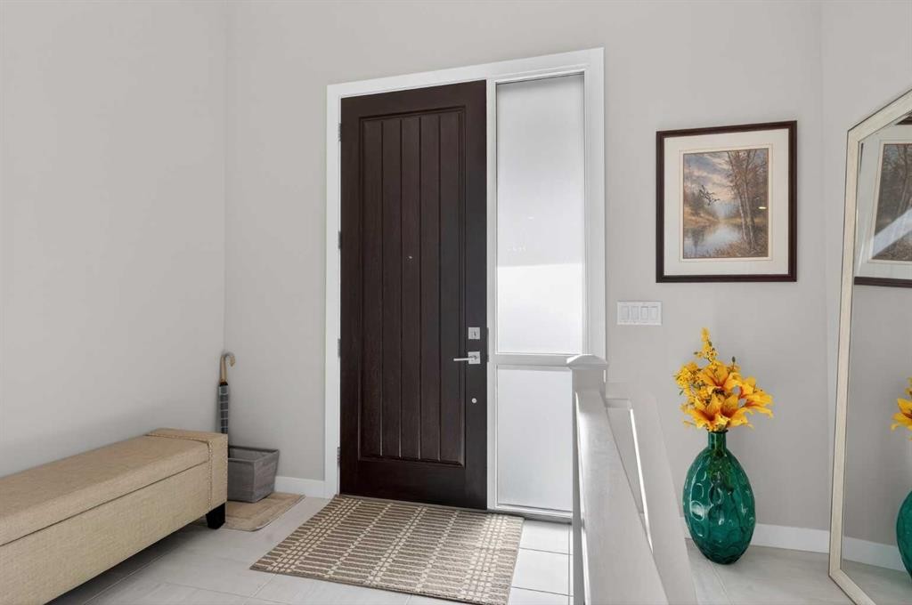 206 Crestridge Common Sw, Calgary, AB - Indoor