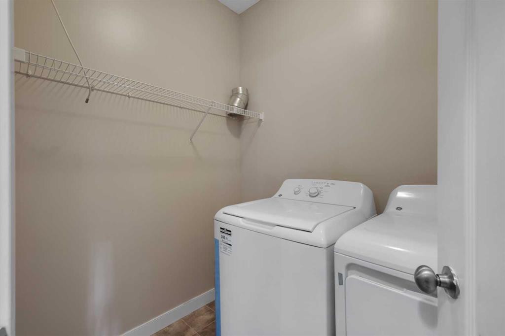 1224-2370 Bayside Road Sw, Airdrie, AB - Indoor