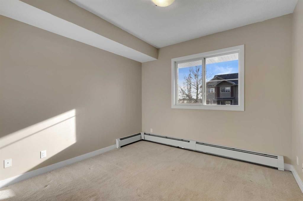 1224-2370 Bayside Road Sw, Airdrie, AB - Indoor Photo Showing Other Room