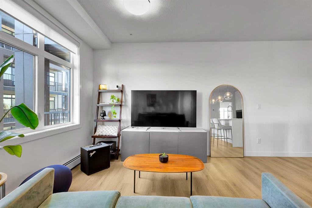 2216-200 Seton Circle Se, Calgary, AB - Indoor Photo Showing Living Room