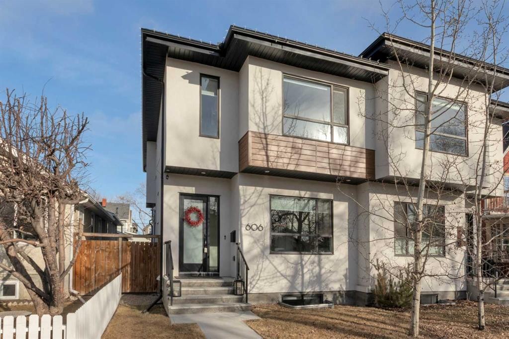 606 9 Avenue Ne, Calgary, AB - Outdoor
