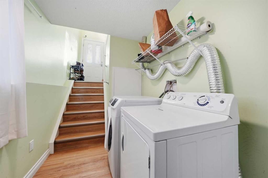 80 Taradale Drive South, Calgary, AB - Indoor Photo Showing Laundry Room