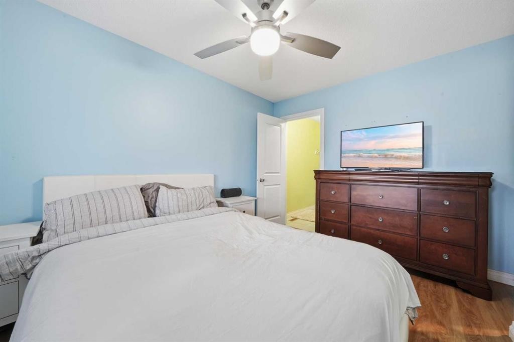 80 Taradale Drive South, Calgary, AB - Indoor Photo Showing Bedroom