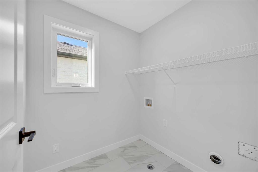 26 Versant Path Sw, Calgary, AB - Indoor