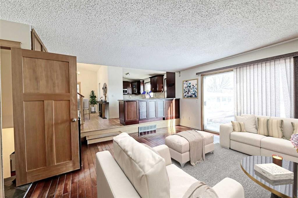 48 Bernard Way Nw, Calgary, AB - Indoor Photo Showing Living Room