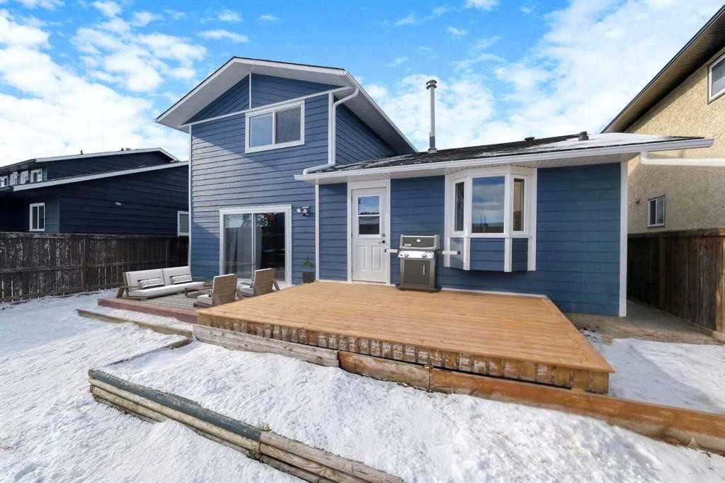 48 Bernard Way Nw, Calgary, AB - Outdoor With Deck Patio Veranda With Exterior