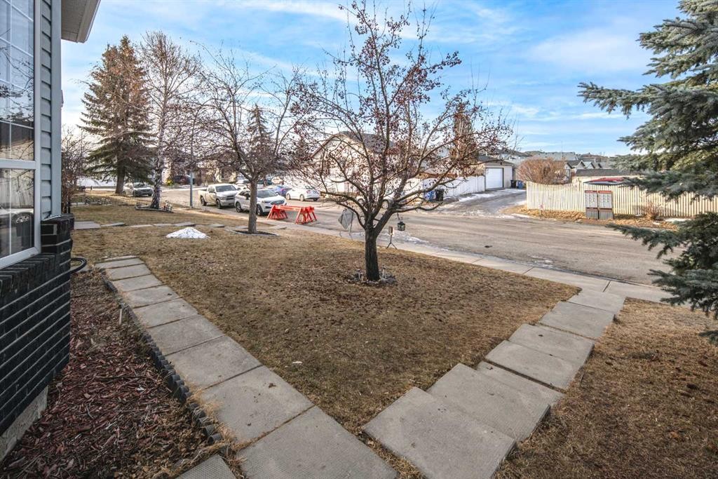 324 Harvest Rose Circle Ne, Calgary, AB - Outdoor