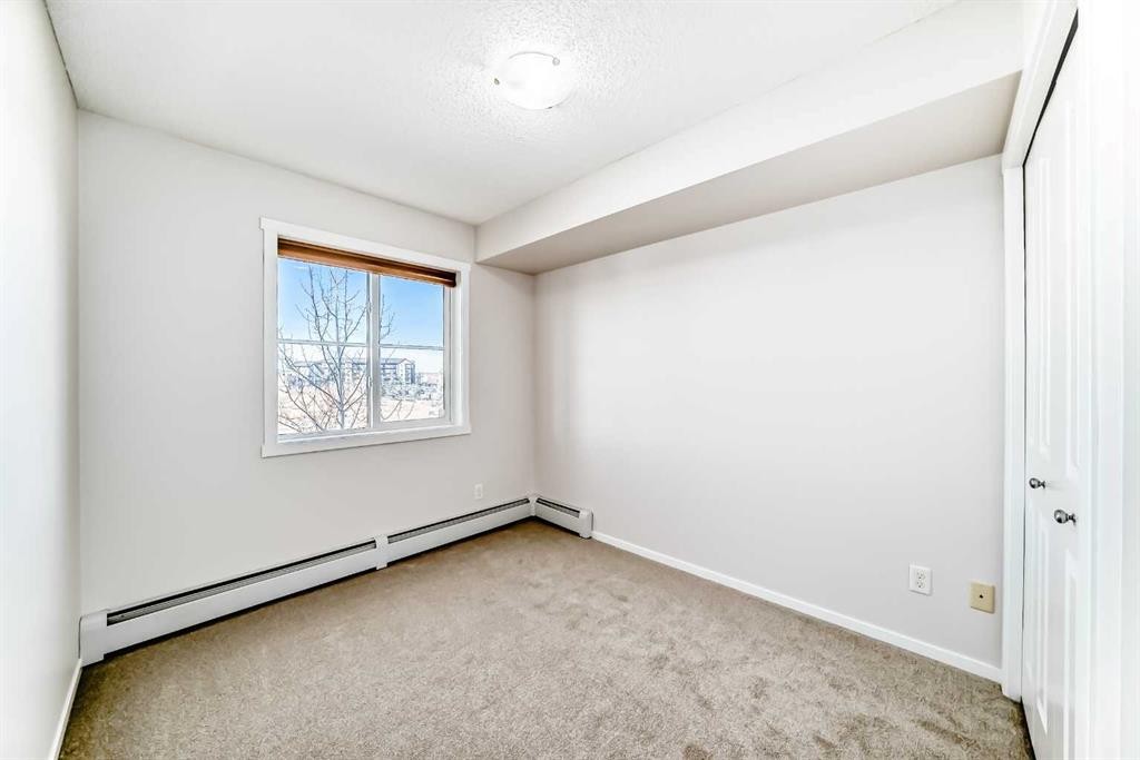 2324-81 Legacy Boulevard Se, Calgary, AB - Indoor Photo Showing Other Room