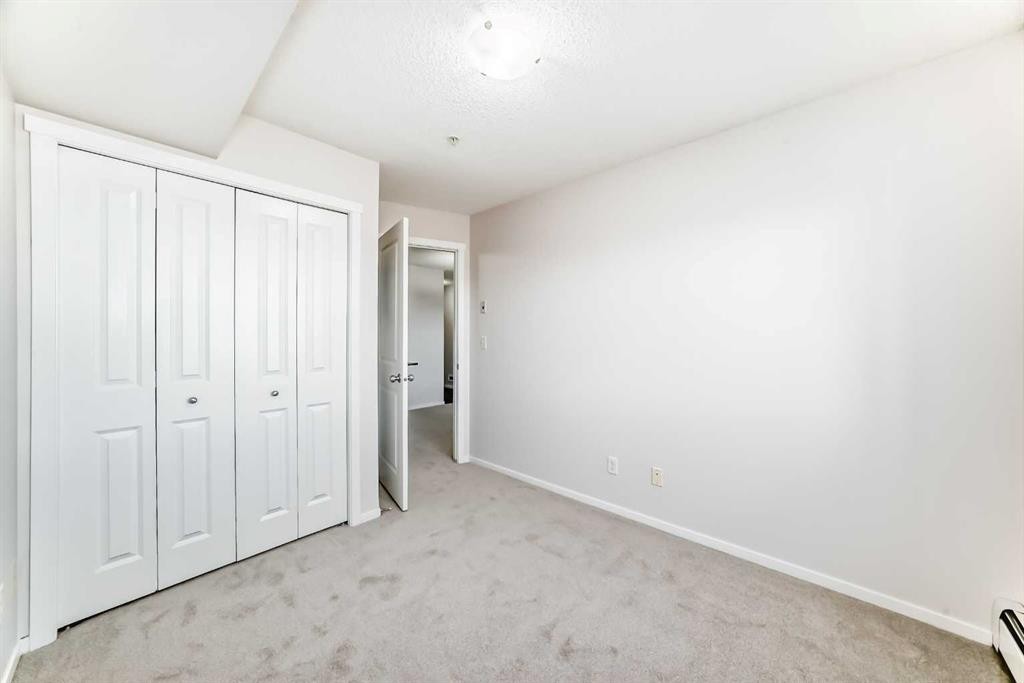 2324-81 Legacy Boulevard Se, Calgary, AB - Indoor Photo Showing Other Room