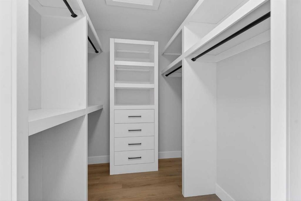 202 Kinniburgh Loop, Chestermere, AB