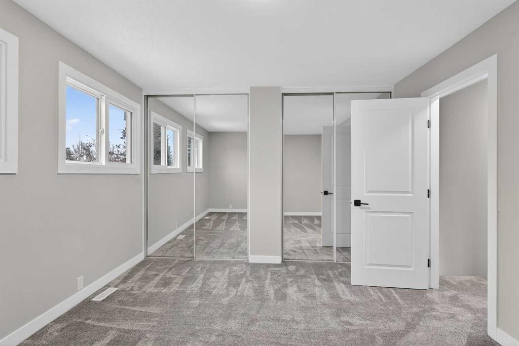 127 Lynnview Way Se, Calgary, AB