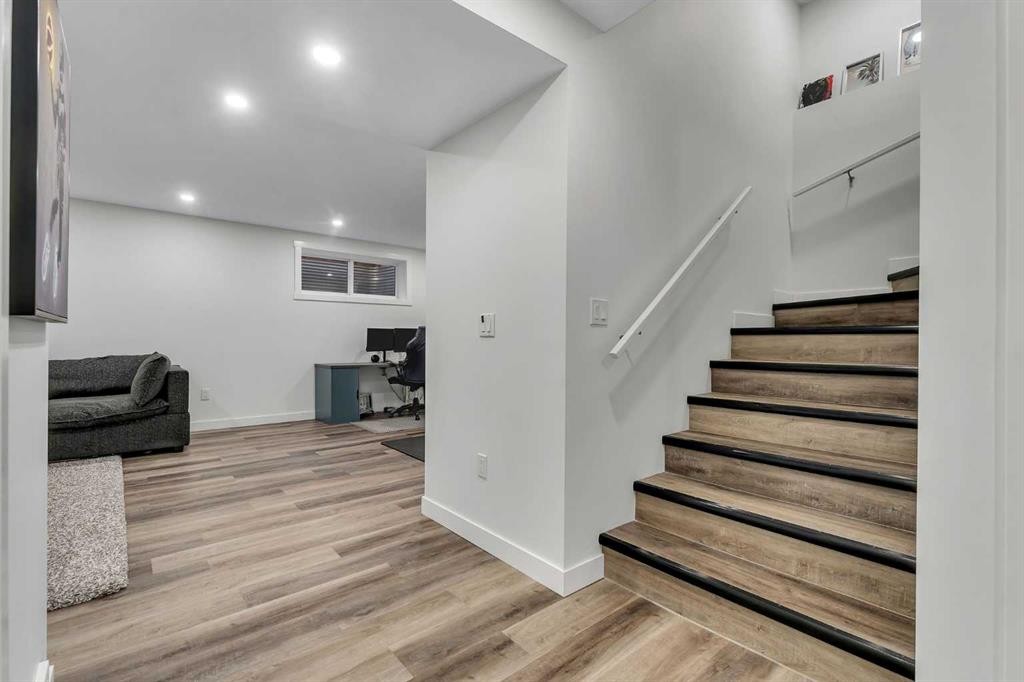 39 Savanna Way Ne, Calgary, AB - Indoor Photo Showing Other Room