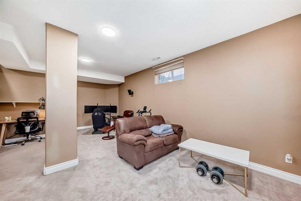 188 Hidden Ranch Crescent Nw, Calgary, AB - Indoor