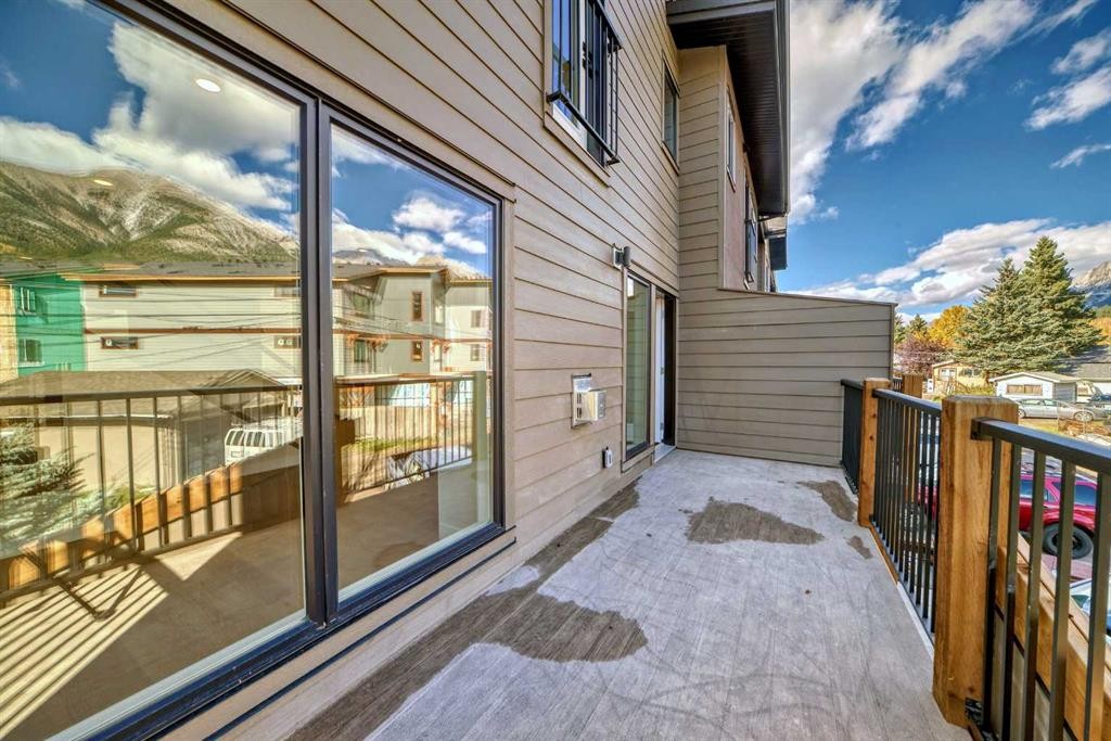 115-1330 1St Avenue, Canmore, AB - Outdoor With Exterior