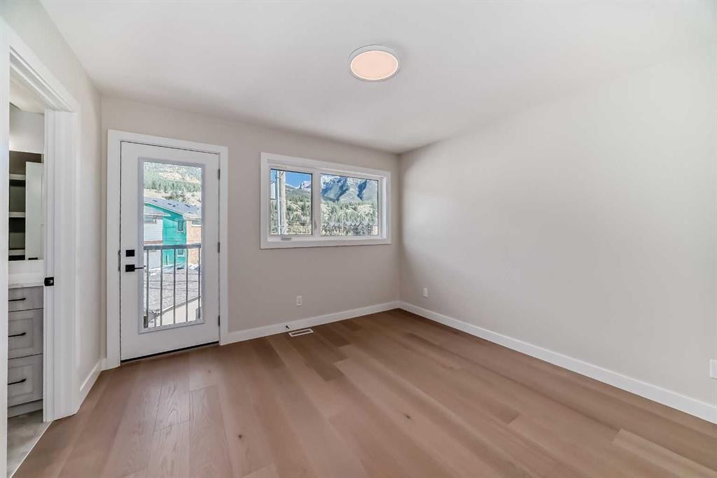 115-1330 1St Avenue, Canmore, AB - Indoor Photo Showing Other Room