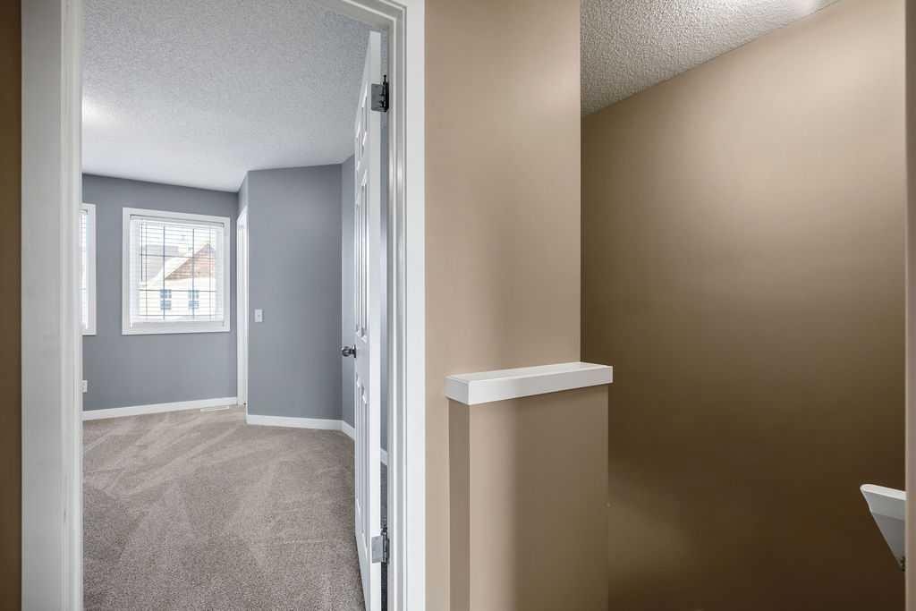 230 Elgin Place Se, Calgary, AB - Indoor Photo Showing Other Room